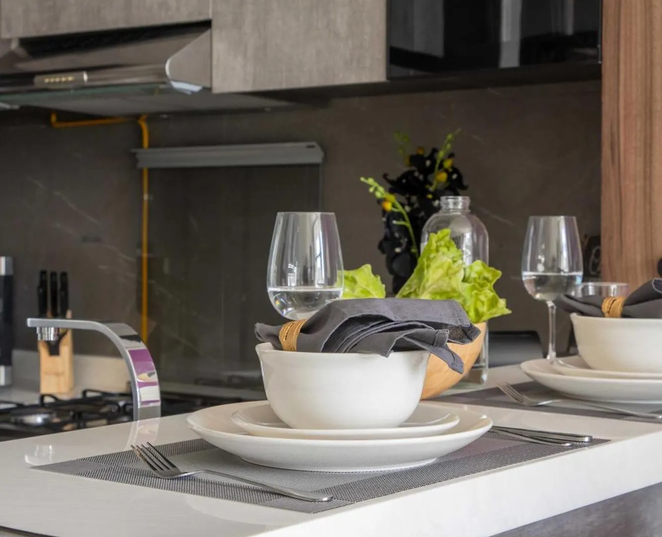 Frank Porter - Mbl Royal Dubai Apartment