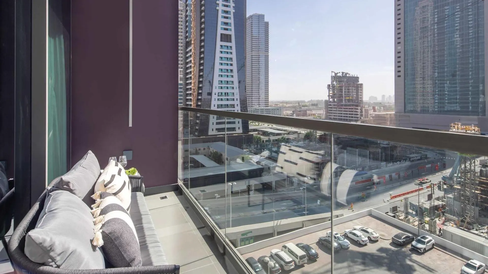 Frank Porter - Mbl Royal Dubai United Arab Emirates